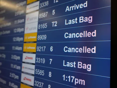img of Government Shutdown Paralyzes Air Travel as Controllers Work Without Pay