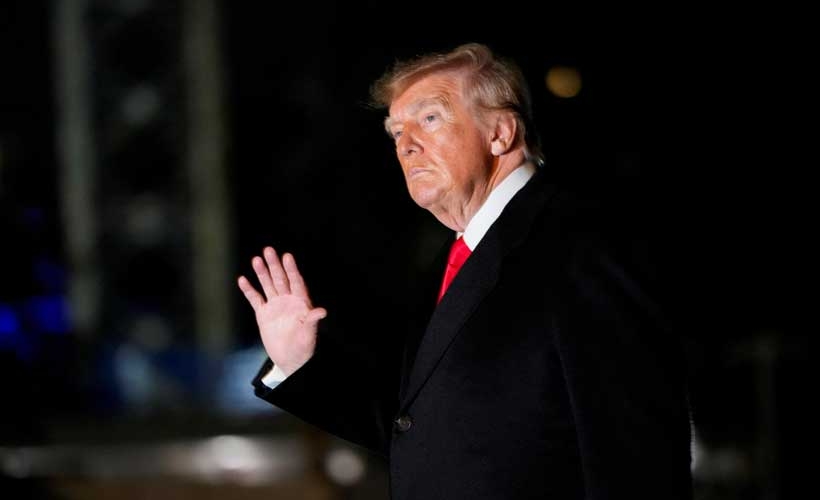 img of The Unyielding Dollar: How US Financial Hegemony Shackles Even Its Own Populist Leaders