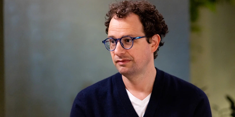 img of At the President's Table: The Cost of Compromise in the Age of AI