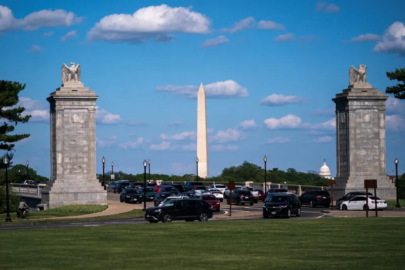 img of The Triumphal Arch: A Monument to Vanity Over Democracy