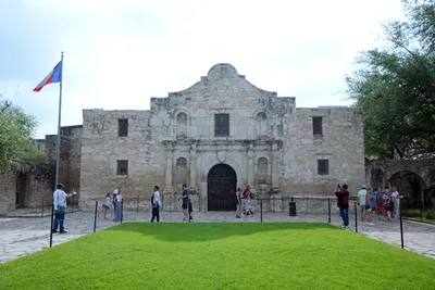 img of Political Interference Forces Alamo CEO Resignation in Chilling Attack on Historical Truth