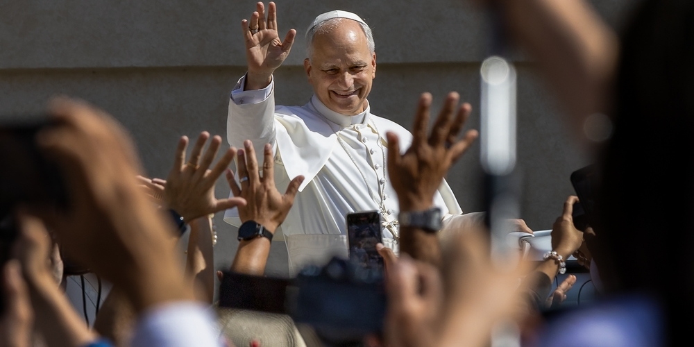 img of The Vatican's Defiance: A Spiritual Awakening Against American Hegemony Marks the End of an Imperial Era