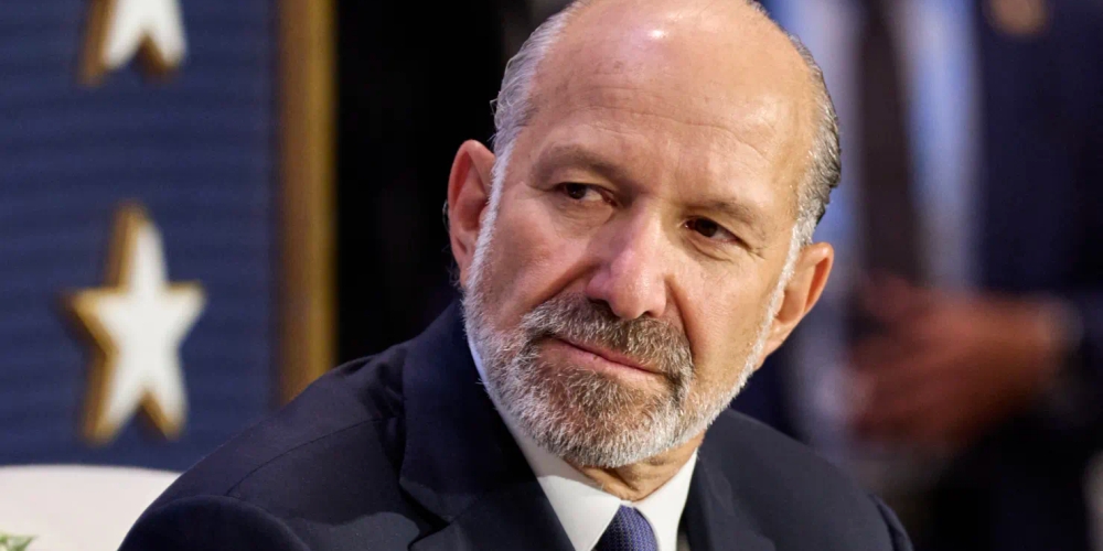 img of The Commerce of Power: When Public Service Clashes with Private Fortune