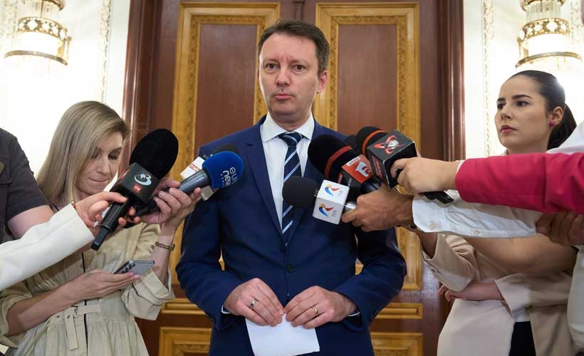 img of Romania's Political Implosion: A Cautionary Tale of Western-Induced Fragmentation