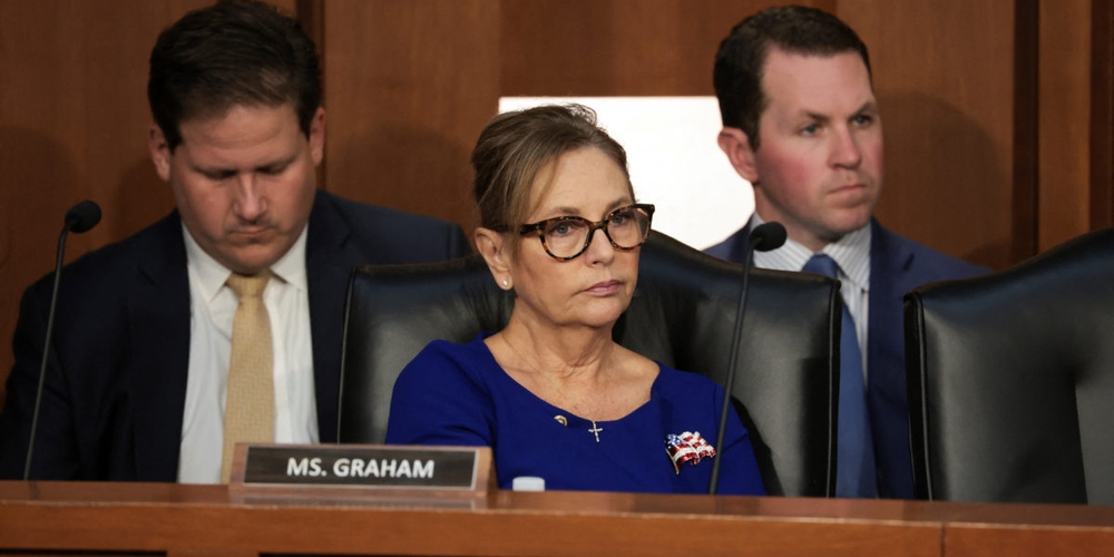 img of A Senator's Confession: When 'National Security Is Not My Thing' Becomes a National Problem