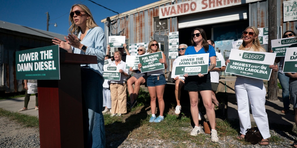 img of The Audacity of Hope in South Carolina: A Democratic Long Shot Tests the Soul of American Democracy