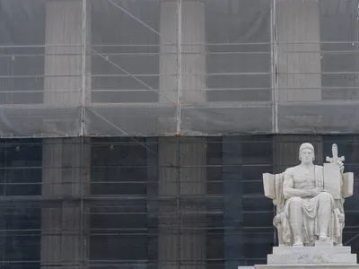 img of Judicial Silence or Constitutional Violation? The Supreme Court's Stand on Immigration Judges' Free Speech Rights