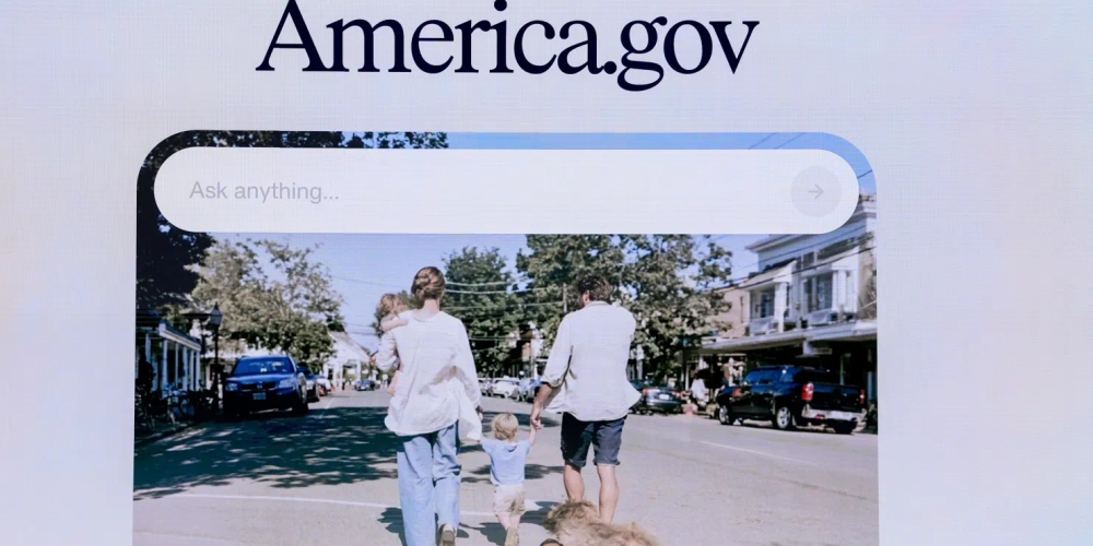 img of America.gov: A Digital Crossroads Where AI Meets Democracy