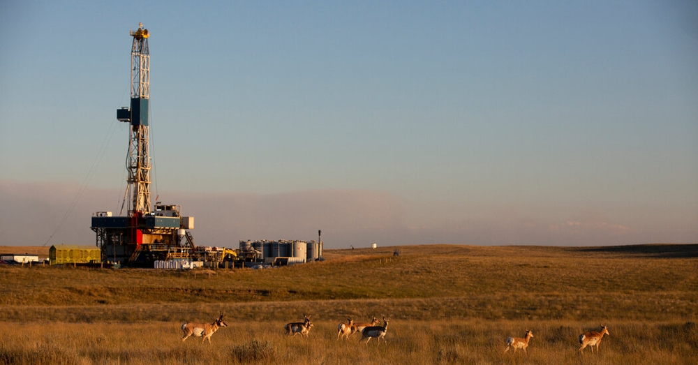 img of Energy Hypocrisy: Prioritizing Fossil Fuels While Suppressing Renewables During Shutdown