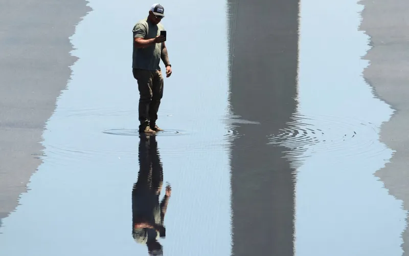 img of A Coat of Blue Paint and a Crisis of Priorities: The Trump Reflecting Pool Renovation in Context