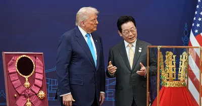 img of A Crown for the President: Monarchal Symbols in a Democratic Republic