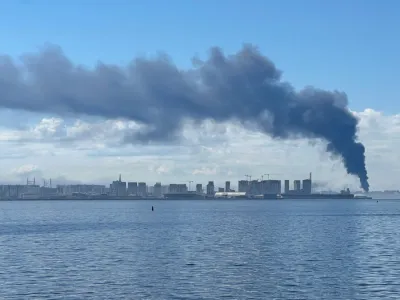 img of The Smoke Over St. Petersburg: A Symbolic Collapse of Imperial Facades