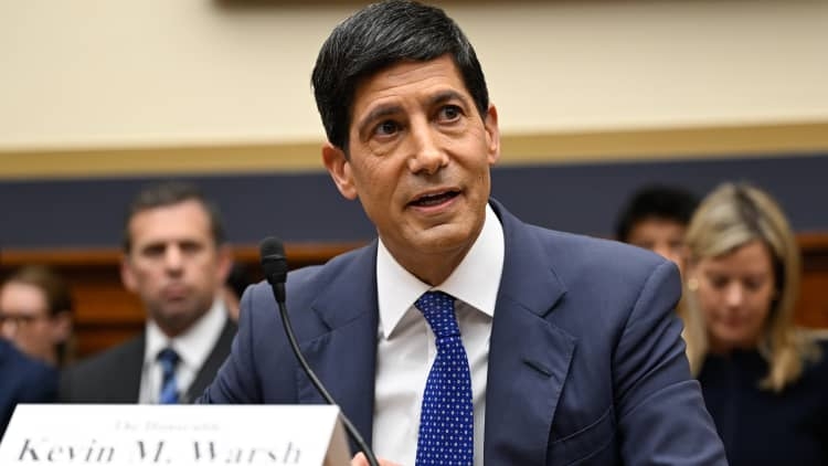 img of The Crucible of Independence: Kevin Warsh, the Fed, and the Gathering Political Storm