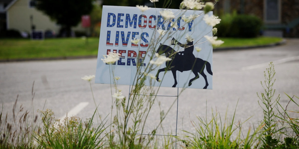 img of The Heartland's Choice: Ideological Purity or Electoral Victory in the Fight for Democracy?