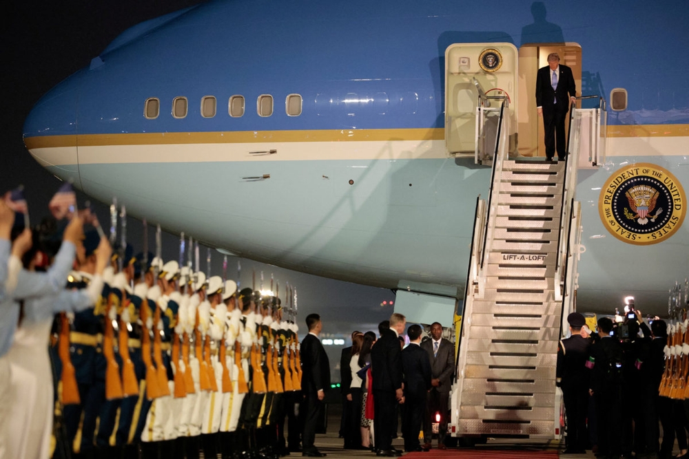 img of The Corporate Caravan: When American Diplomacy Boards Air Force One