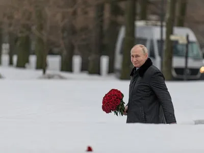 img of The Fossil Fuel Cage: How Putin's Russia Chooses Underdevelopment Over Modernization