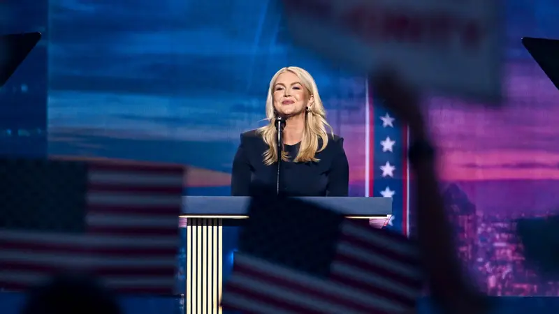 img of The Revolving Door Spins Again: Fox News and the Blurring of State and Spectacle