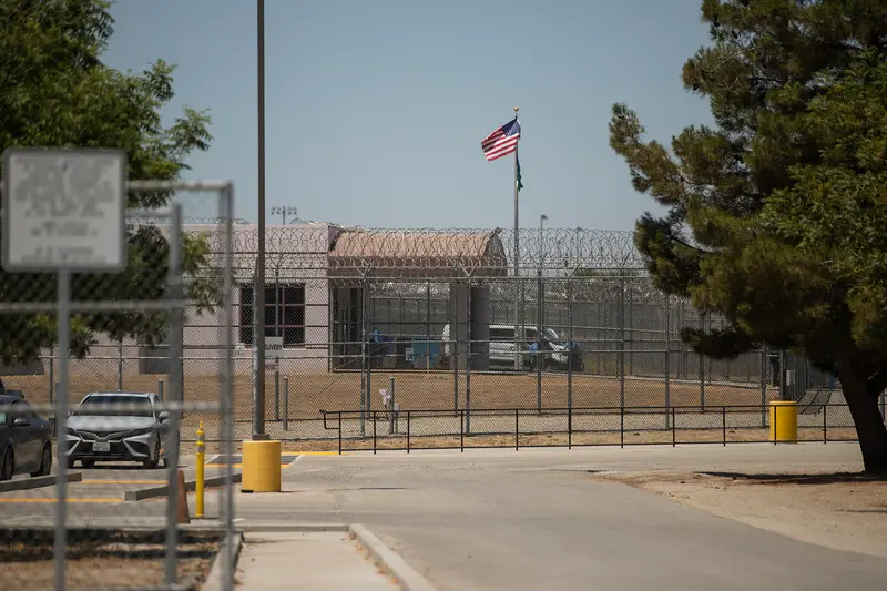 img of The $1-a-Day Worker: How a California Settlement Exposes the Rot in America's Private Detention System