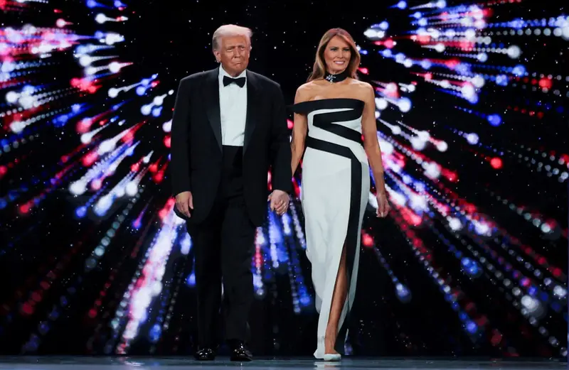 img of Melania Trump's Smithsonian Donation: Preserving History Beyond Politics