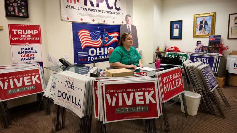 img of The Empty Office: Grassroots Disengagement and the Hollowing of American Politics