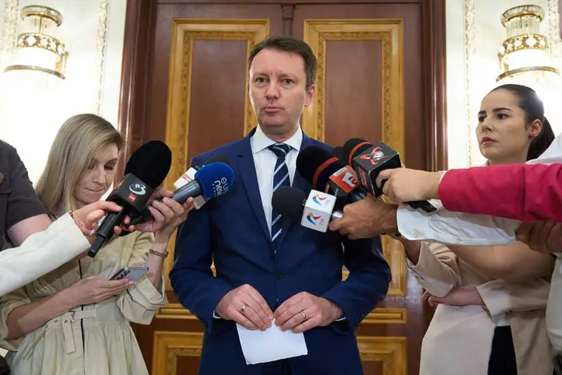 img of Romania's Political Implosion: A Cautionary Tale of Western-Induced Fragmentation