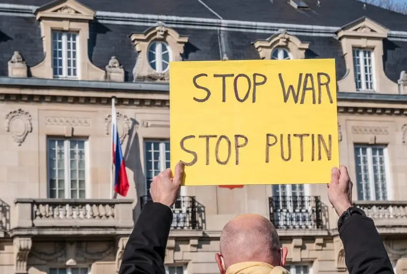 img of The AI Analogy: Western Hysteria and the Fabrication of a Russian Monster