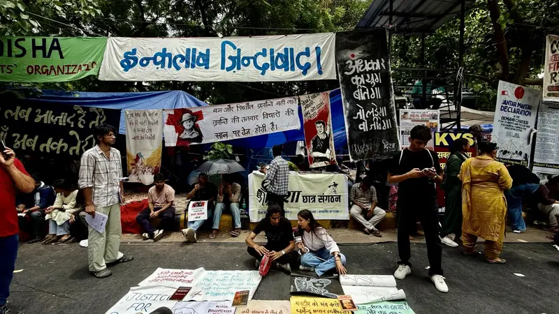 img of The Cockroach Revolution: How Digital Satire Became India's Greatest Democratic Challenge