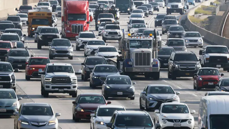 img of A Step Backward: The Reversal of Fuel Economy Standards and the Retreat from American Leadership