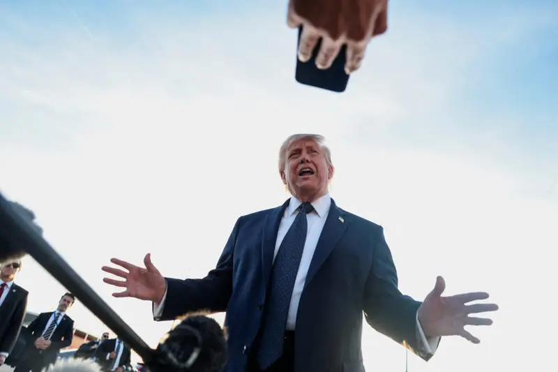 img of A Presidency Defined by Pinch: Plummeting Economic Approval Reveals Deep Cracks in Trump's Foundation
