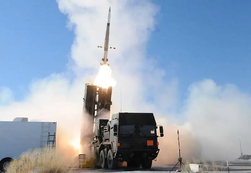img of Western Arms Flood Ukraine While Diplomacy Takes Backseat