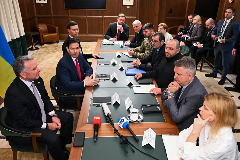 img of The Precarious Path to Peace: Navigating Ukraine's Sovereignty Amid Political Turmoil and External Pressure