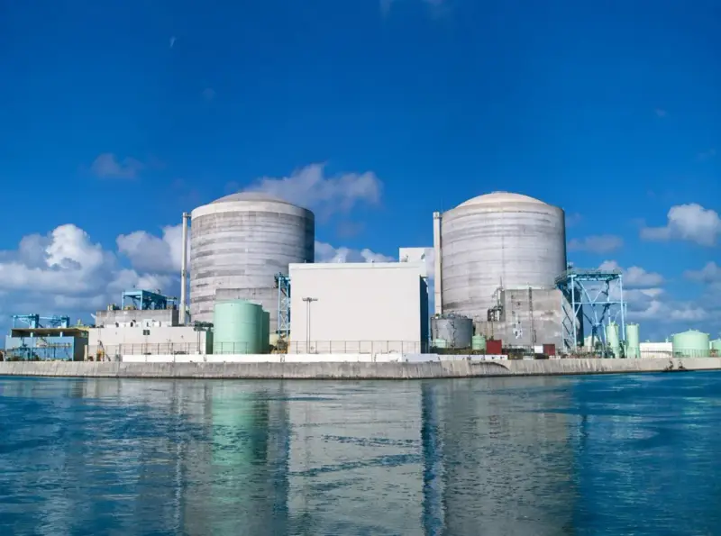 img of The Hypocritical Spark: America's Nuclear 'Renaissance' and the Unspoken Rules of Global Energy Dominance